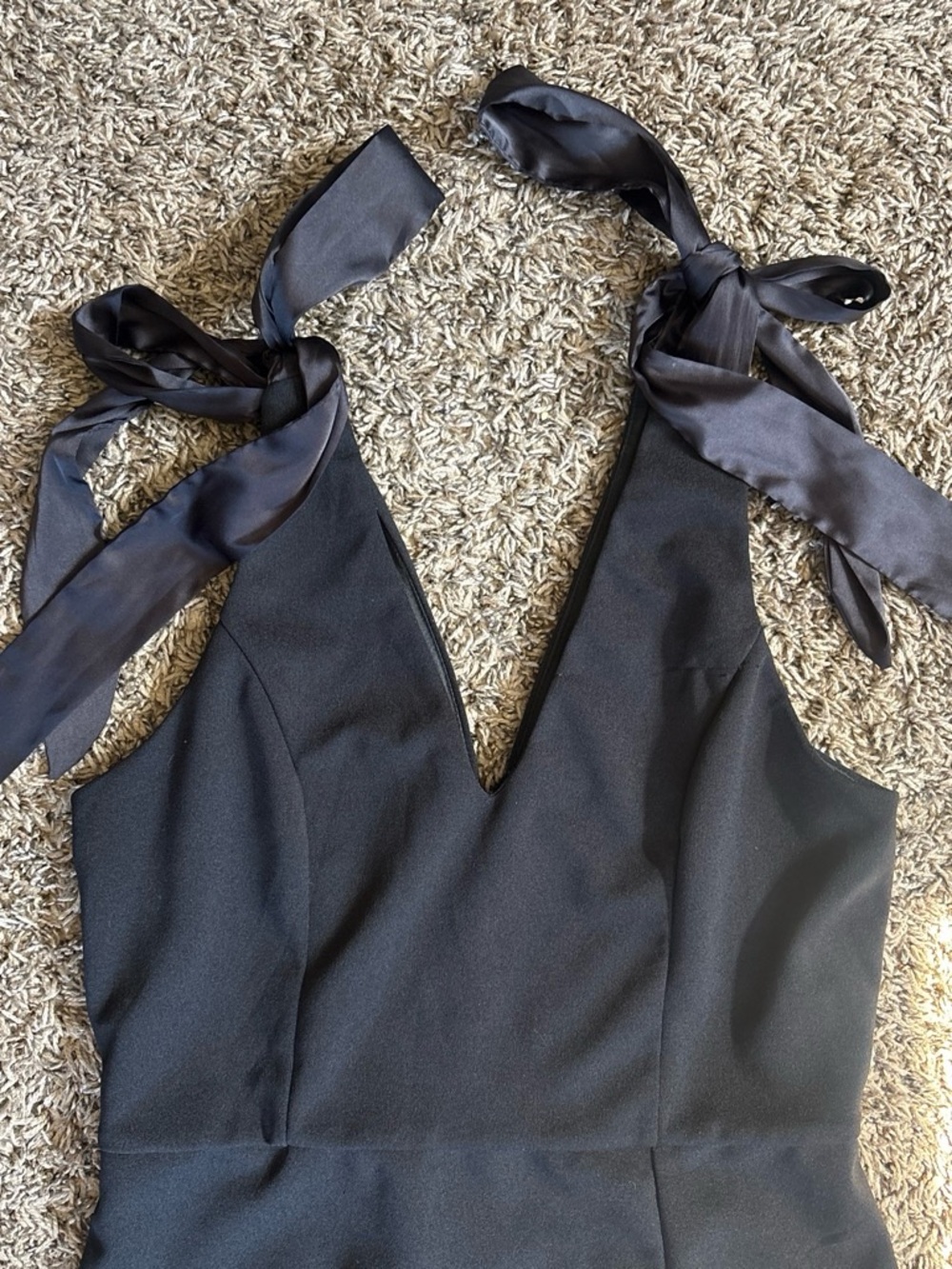 Tie-Shoulder Black V-Neck Midi Dress - Picture 2 of 4